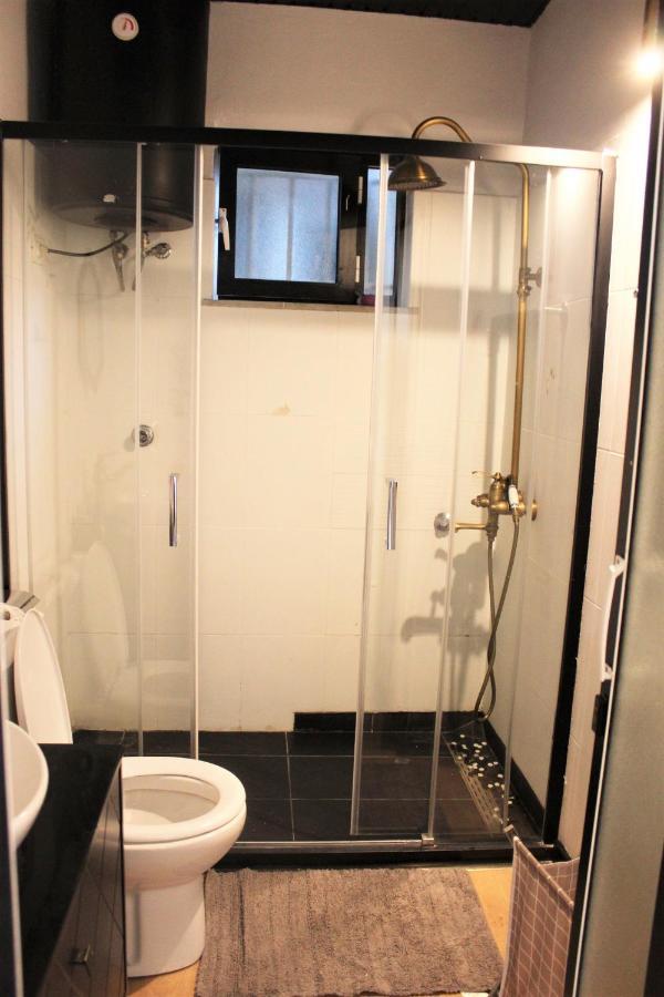 Entire Serviced Apartment With A Beautiful View Тирана Экстерьер фото