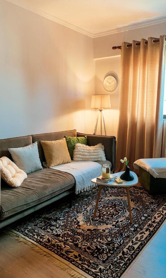 Entire Serviced Apartment With A Beautiful View Тирана Экстерьер фото