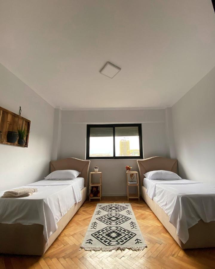 Entire Serviced Apartment With A Beautiful View Тирана Экстерьер фото